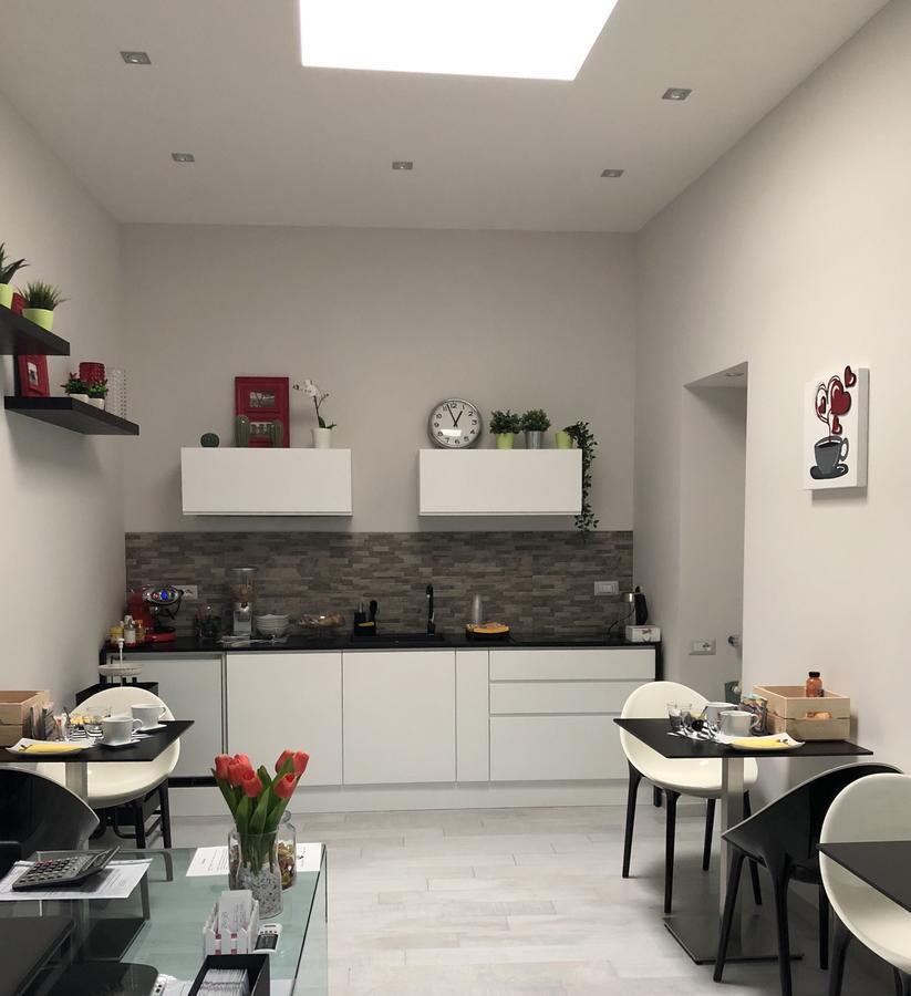 Chiaia Guest House Napoli Dış mekan fotoğraf